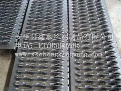 鄂魚(yú)嘴防滑板